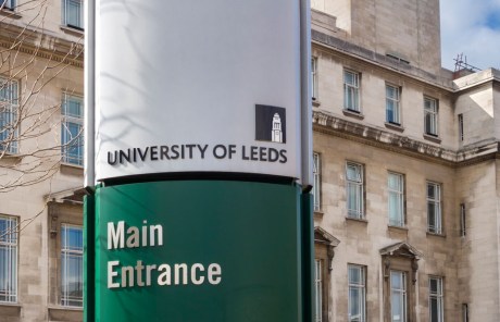 英國利茲大學